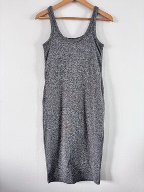 Vuori Halo Essential Dress EUC - Heather Gray - Size Small